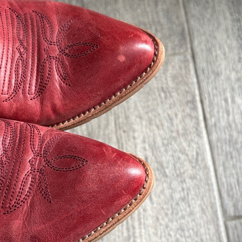 Dolce Vita Red Leather Pointed Ankle Boots with Decorative Buttons - Picture 12 of 12